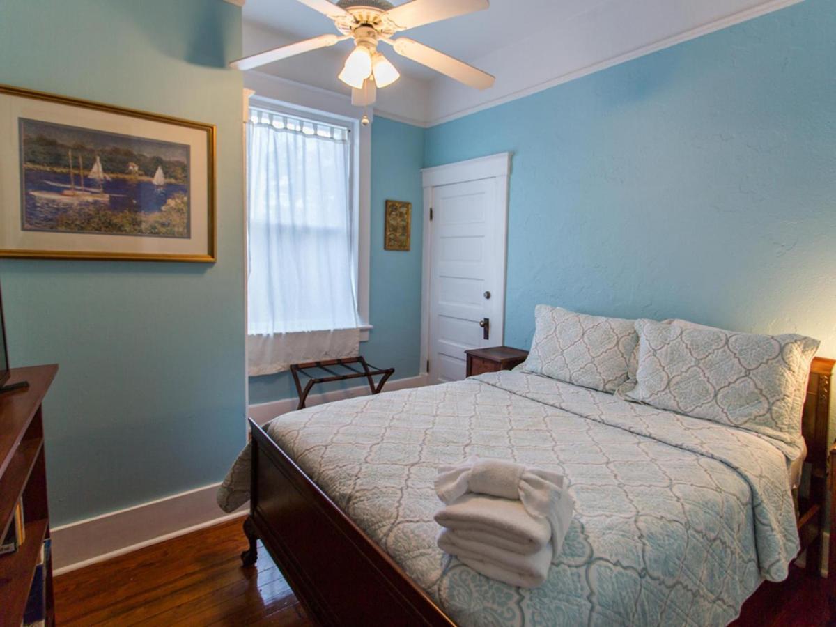 Linda'S On Lincoln Daire Savannah Dış mekan fotoğraf